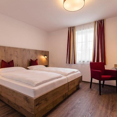 Brauerei Gaststaette Stierberg Hotel Obertaufkirchen Buitenkant foto